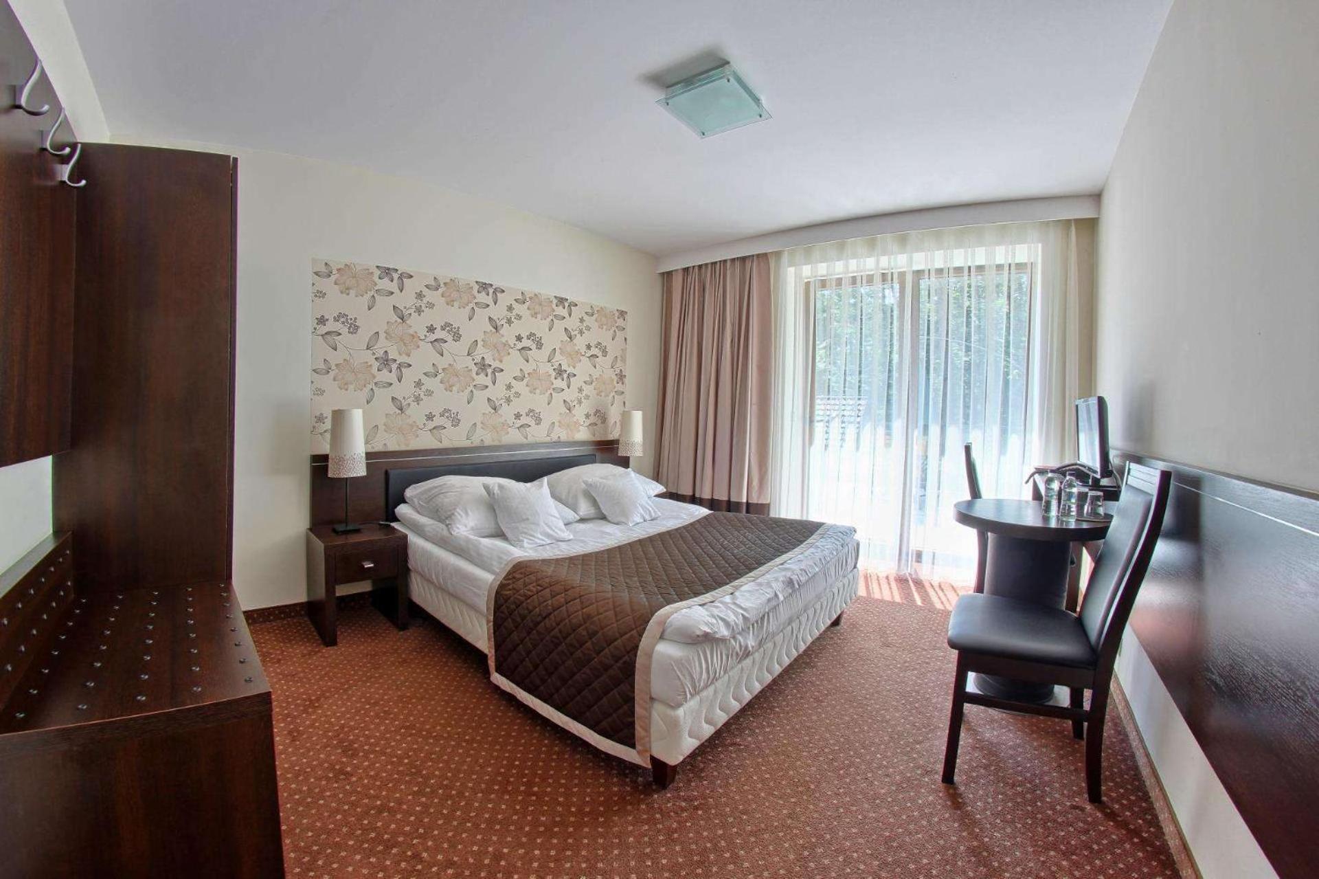 Hotel Zacisze Турава Экстерьер фото