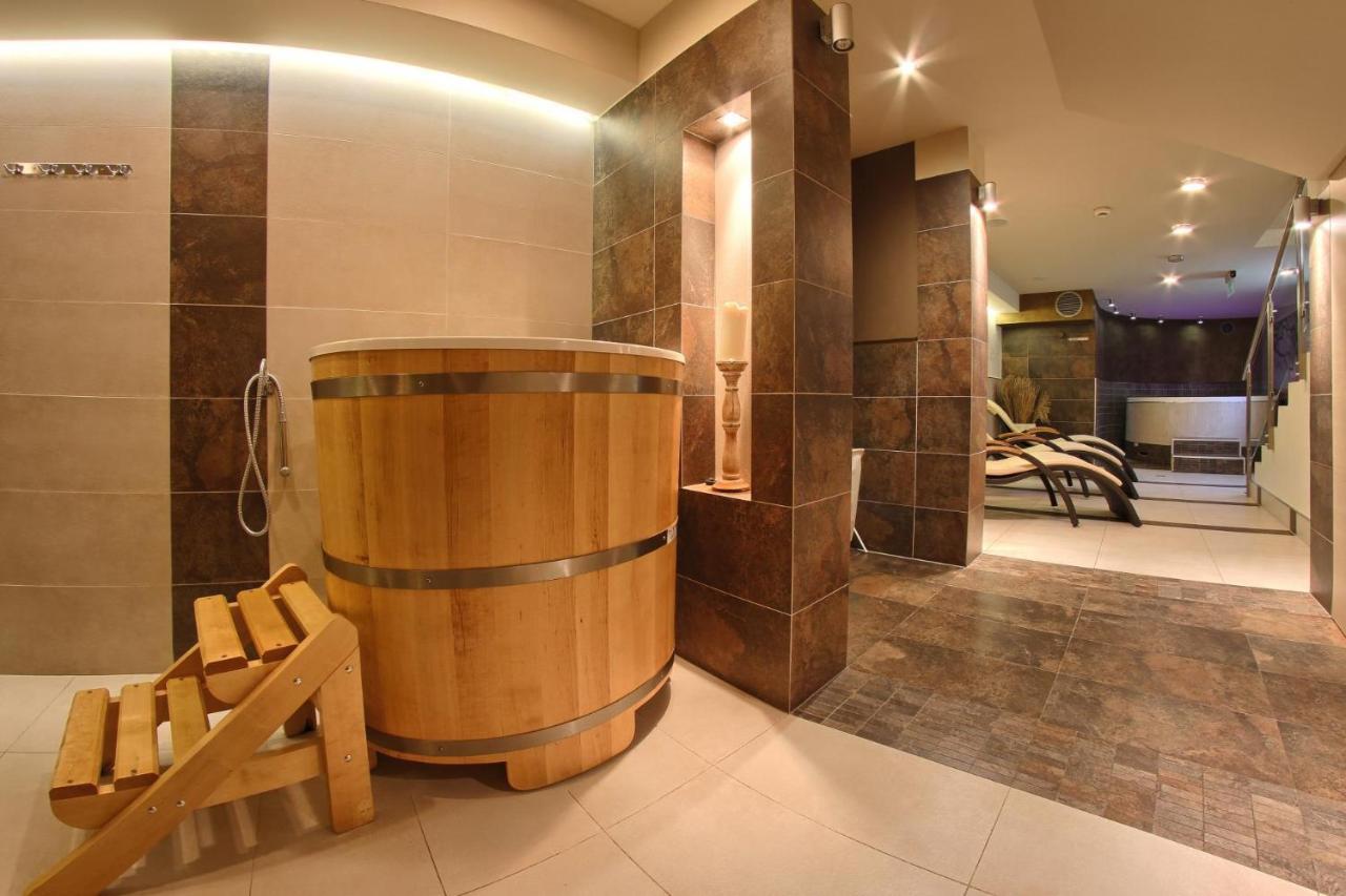 Hotel Zacisze Турава Экстерьер фото
